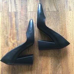 Vince Camuto Pumps